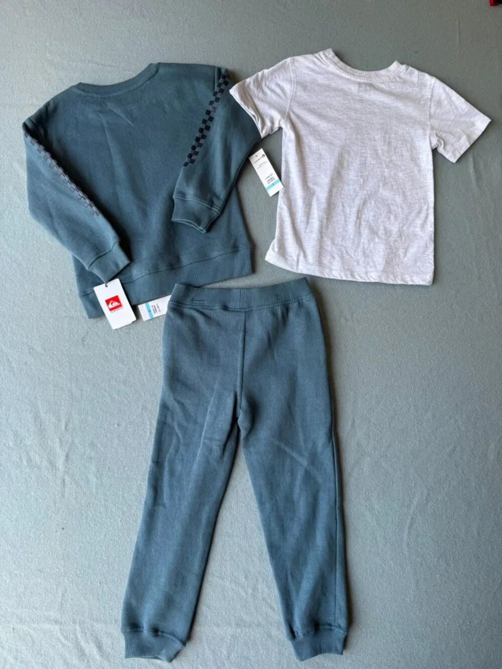 Quicksilver Boys blue 3PC set NWT A-18 & A19